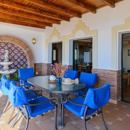 El Pedregal By Ruralidays Holiday home *